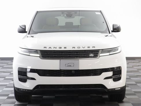 Certified 2025 Land Rover Range Rover Sport SE image 22