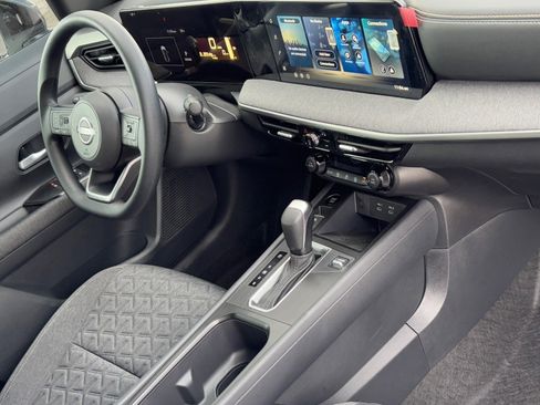 New 2026 Nissan Kicks SV image 11