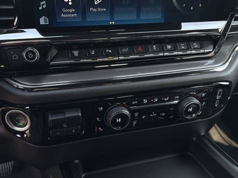 Used 2024 Chevrolet Silverado 2500 ZR2 w/ ZR2 Bison Edition image 31