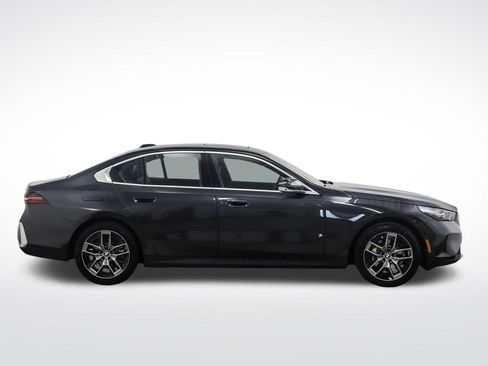 New 2026 BMW 530i xDrive w/ Premium Package AWD/4WD image 6