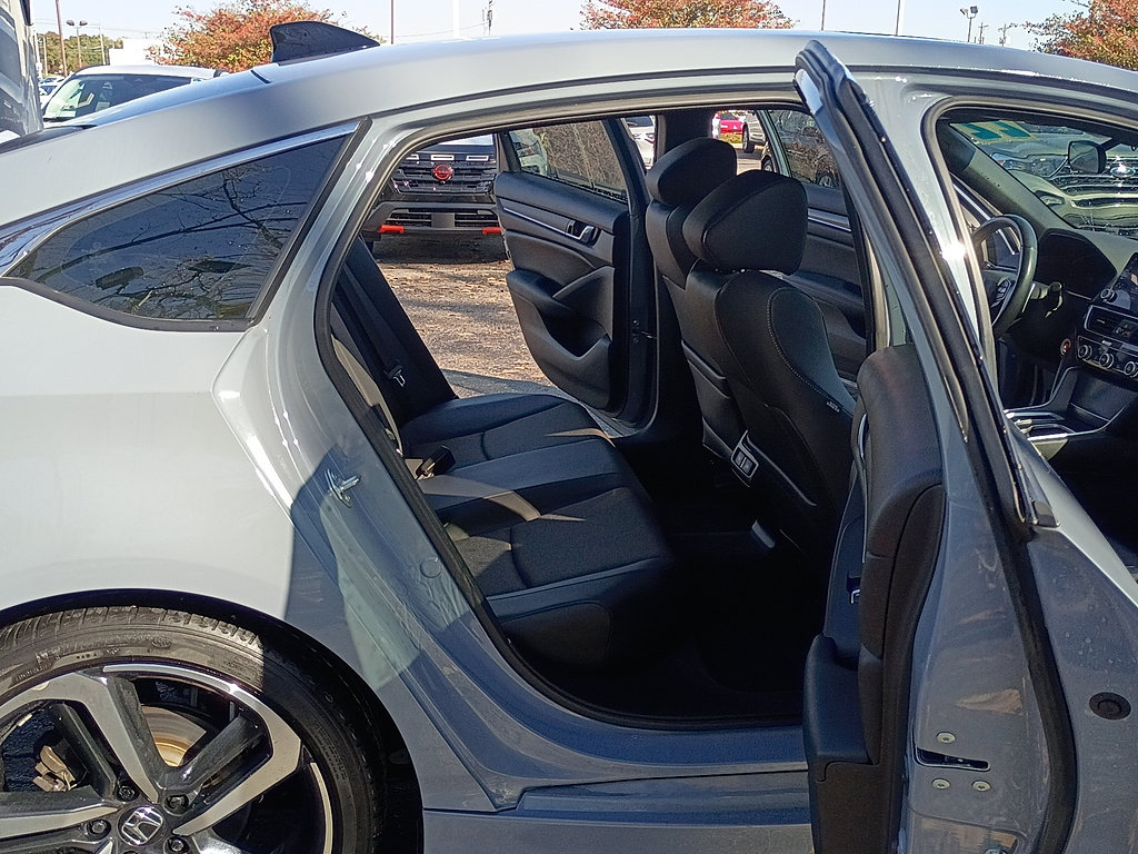 Used 2022 Honda Accord Sport image 15