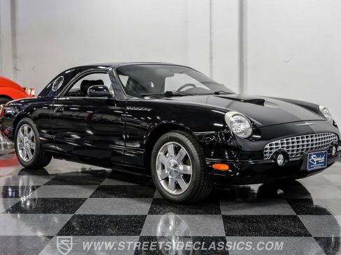 Used 2002 Ford Thunderbird RWD image 15