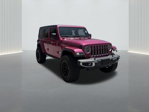 Used 2021 Jeep Wrangler Unlimited Sahara w/ Cold Weather Group AWD/4WD image 2