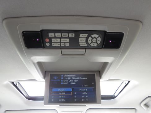 Used 2016 Honda Pilot Touring image 33