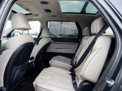 Used 2022 Hyundai Palisade Calligraphy image 14