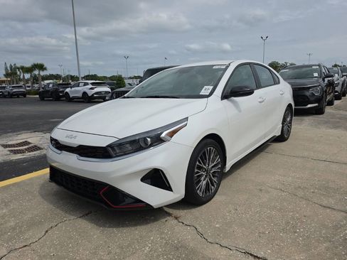 Used 2022 Kia Forte GT-Line FWD image 4
