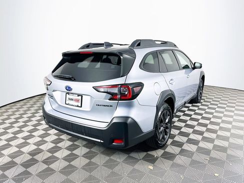 Certified 2025 Subaru Outback Onyx Edition AWD/4WD image 10