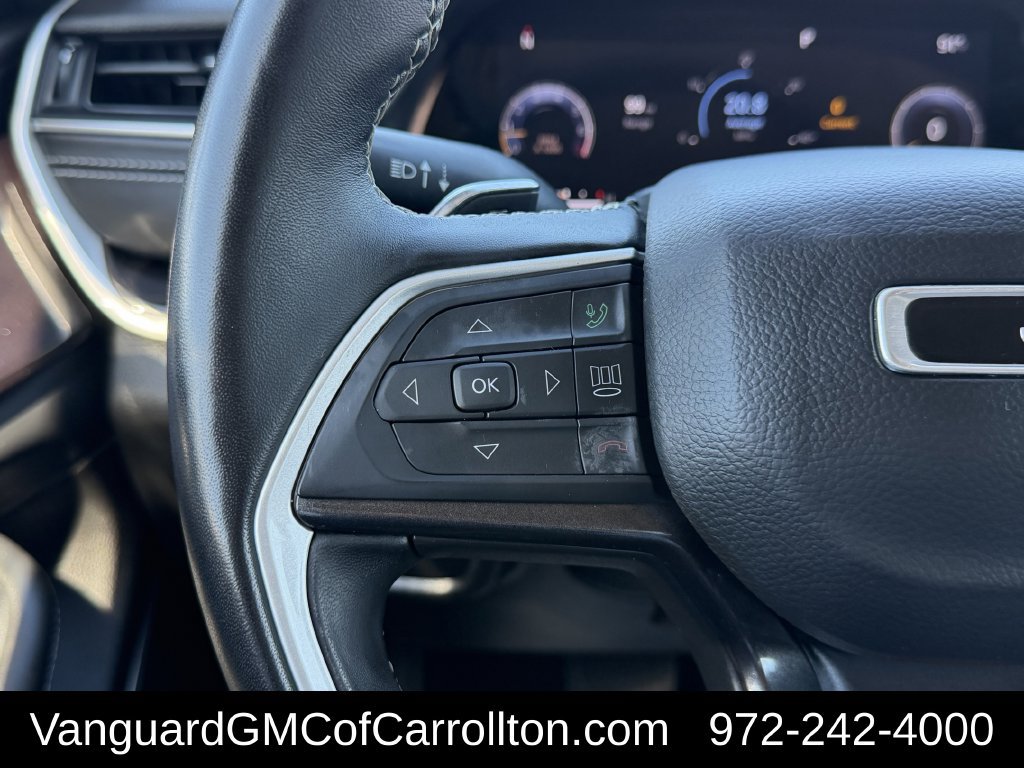 Used 2022 Jeep Grand Cherokee L Laredo w/ Luxury Tech Group I RWD image 14