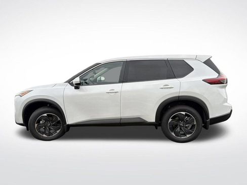 New 2026 Nissan Rogue SV image 10