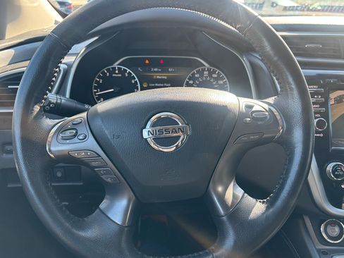 Used 2021 Nissan Murano SV image 14