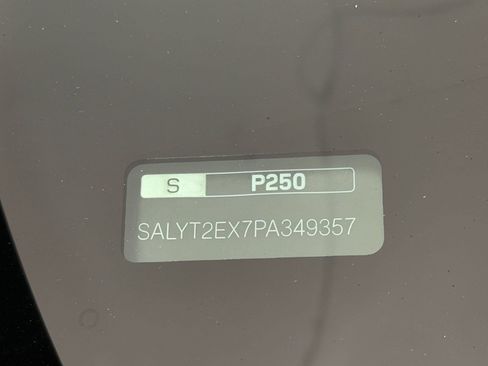 Used 2023 Land Rover Range Rover Velar R-Dynamic S AWD/4WD image 24