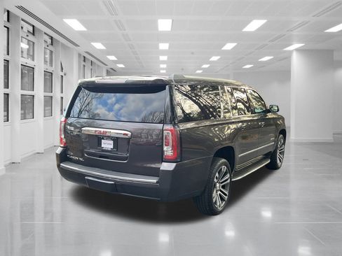 Used 2017 GMC Yukon XL Denali w/ Open Road Package image 4