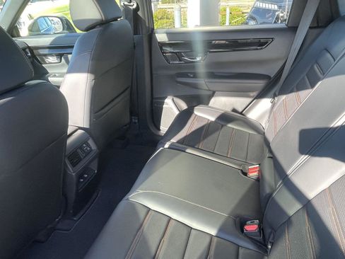 Used 2024 Honda CR-V Sport Touring image 9