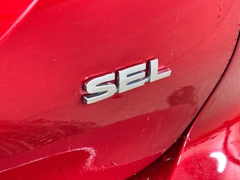 Used 2023 Mitsubishi Outlander SEL image 14