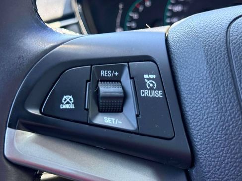 Used 2017 Chevrolet Trax LT w/ LT Convenience Package FWD image 22