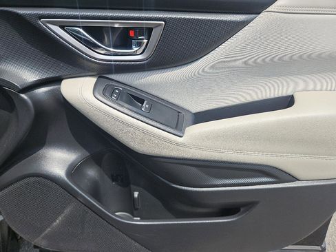 Used 2019 Subaru Forester Premium AWD/4WD image 19