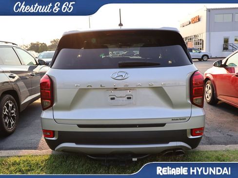 Used 2022 Hyundai Palisade SEL FWD image 18
