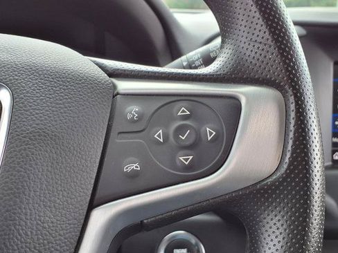Used 2022 GMC Terrain SLE w/ Driver Convenience Package FWD image 12
