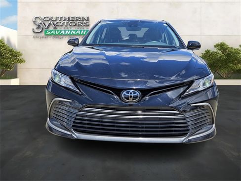 Used 2023 Toyota Camry LE image 8