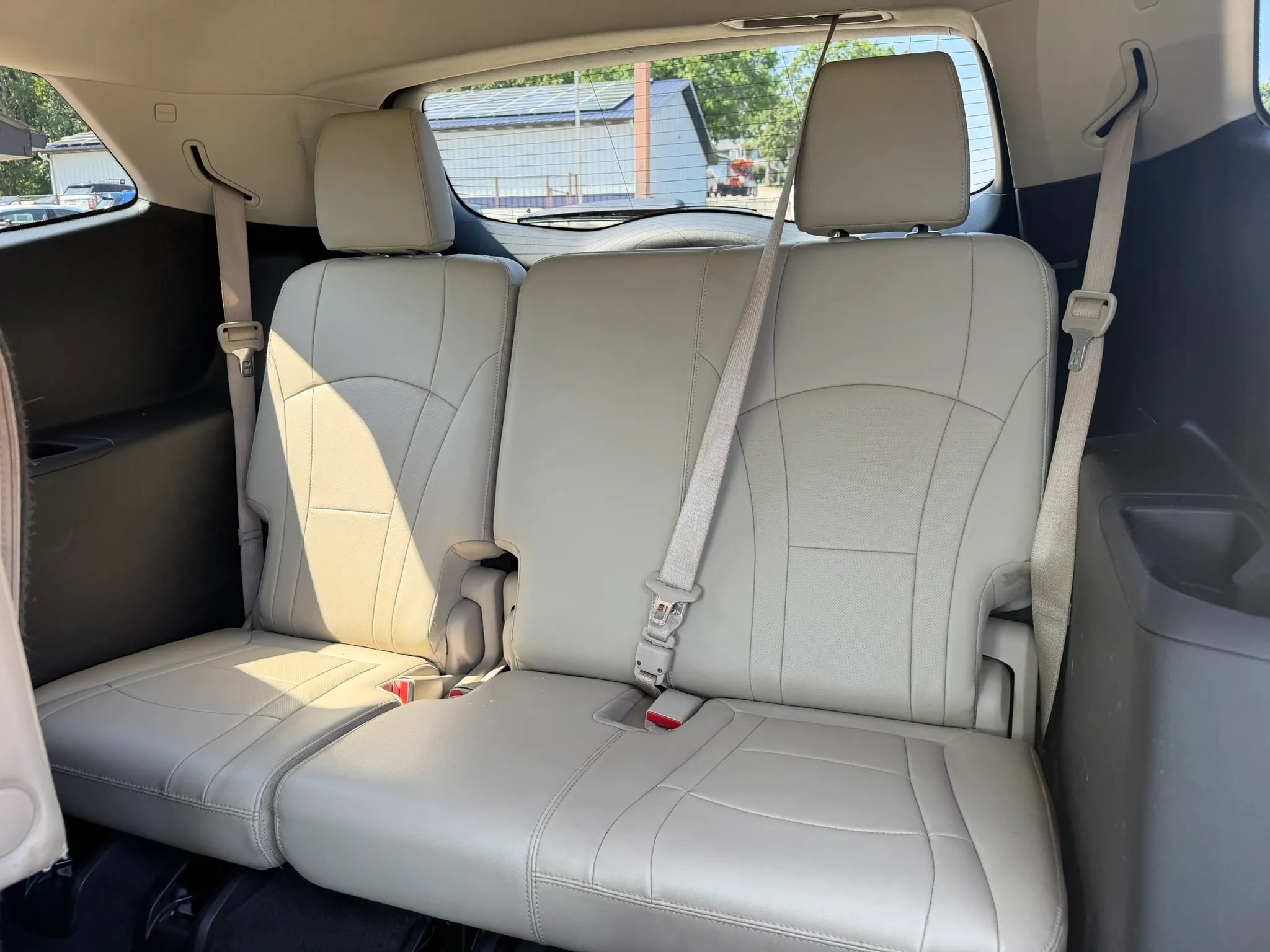 Used 2019 Buick Enclave Essence FWD image 41