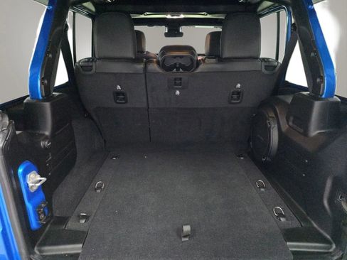 Used 2023 Jeep Wrangler Unlimited Rubicon 392 w/ Xtreme Recon 35" Tire Package image 11