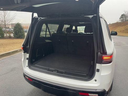 New 2026 Jeep Grand Wagoneer L Limited AWD/4WD image 21
