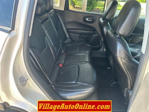 Used 2018 Jeep Compass Limited AWD/4WD image 40
