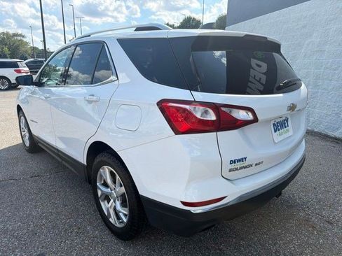 Used 2019 Chevrolet Equinox LT FWD image 3