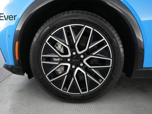Used 2024 Ford Mustang Mach-E Premium AWD/4WD image 19