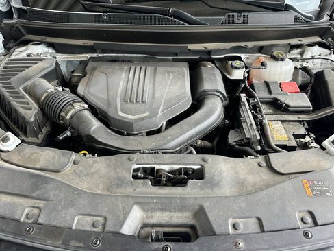Used 2024 Chevrolet Traverse LT FWD image 25