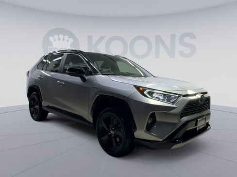 Used 2020 Toyota RAV4 XSE w/ All Weather Liner Package AWD/4WD image 2