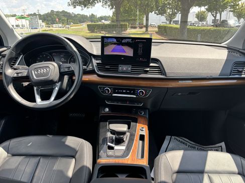 Used 2023 Audi Q5 2.0T Premium w/ Convenience Package AWD/4WD image 32