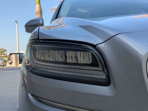 Certified 2021 Lincoln Nautilus Standard w/ Equipment Group 101A image 11