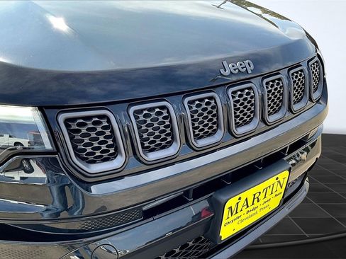 Used 2023 Jeep Compass High Altitude image 28