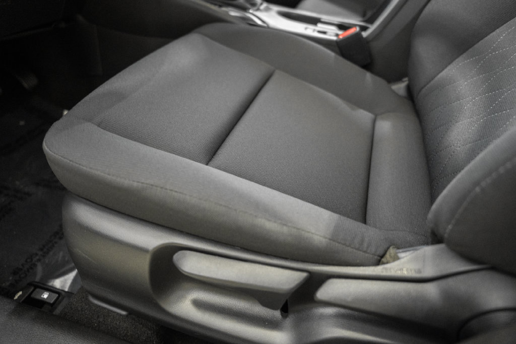 Used 2026 Toyota Corolla LE w/ LE Premium Package FWD image 32