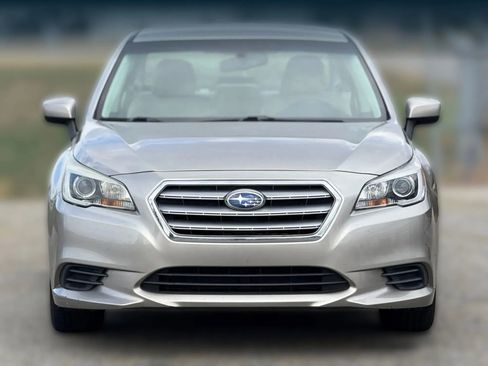 Used 2016 Subaru Legacy 2.5i Premium image 5