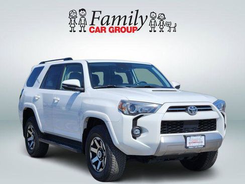 Certified 2024 Toyota 4Runner TRD Off-Road Premium AWD/4WD image 2