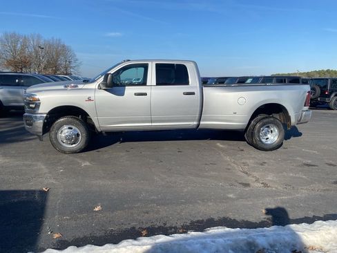 New 2026 RAM 3500 Tradesman w/ Chrome Appearance Group A image 8