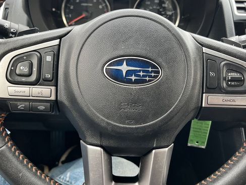 Used 2017 Subaru Crosstrek 2.0i Premium image 15