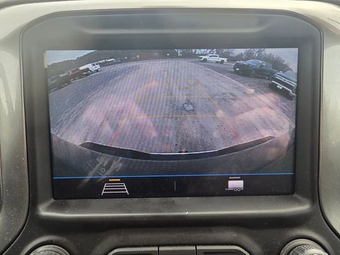 Used 2022 Chevrolet Silverado 2500 LT w/ Convenience Package image 22