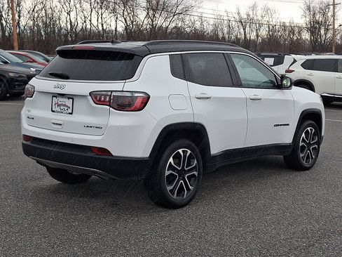 Used 2023 Jeep Compass Limited image 6