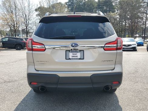 Used 2019 Subaru Ascent Premium w/ Popular Package #1 AWD/4WD image 6