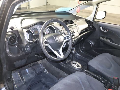 Used 2010 Honda Fit Sport image 2