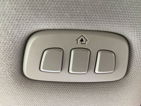 Used 2024 Lincoln Nautilus Reserve w/ Equipment Group 202A image 46