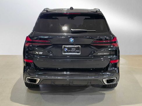 Used 2026 BMW X5 xDrive50e w/ M Sport Package AWD/4WD image 8