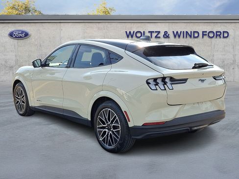Used 2025 Ford Mustang Mach-E Premium AWD/4WD image 4