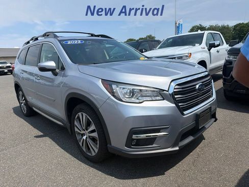 Used 2022 Subaru Ascent Limited w/ Technology Package AWD/4WD image 2