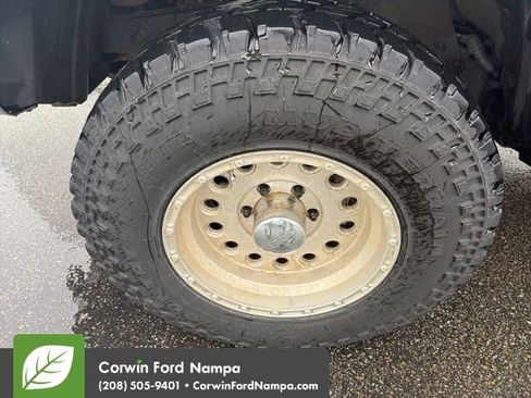 Used 2021 Toyota Tacoma TRD Off-Road image 13