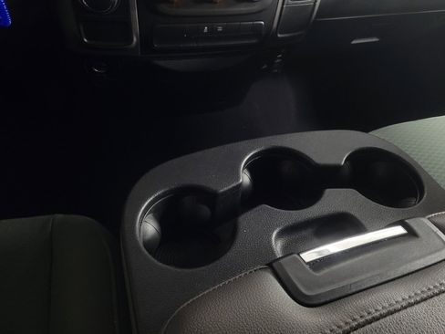 Used 2018 RAM 1500 Express RWD image 26