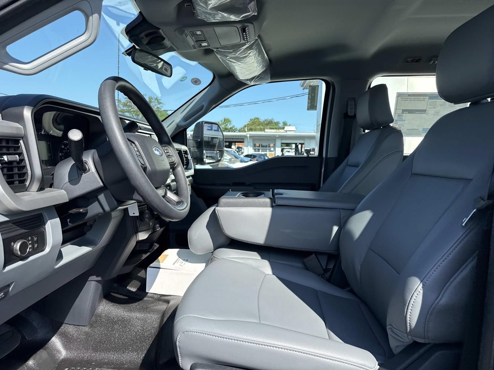 New 2026 Ford F550 4x4 Crew Cab Super Duty image 10